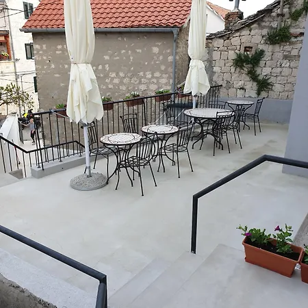 Bed & Breakfast Golden Split