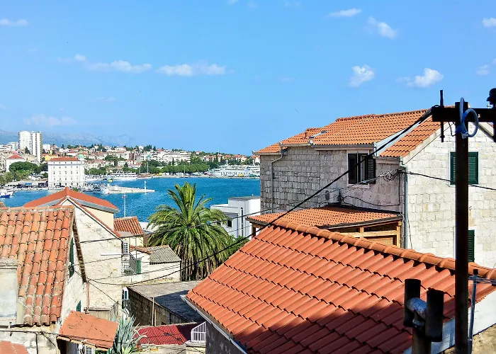 Bed & Breakfast Golden 3*