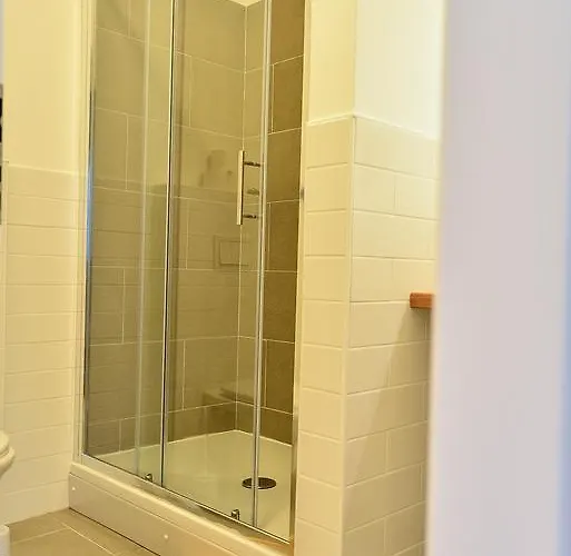 Golden Bed & Breakfast