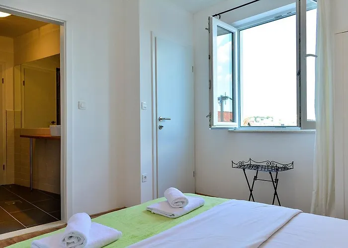 Golden Bed & Breakfast Split