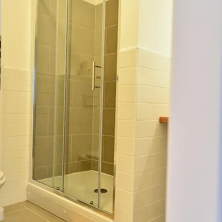 Golden Готель типу 