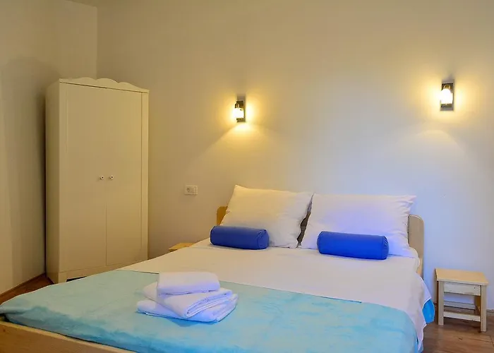 Golden Bed & Breakfast 3*