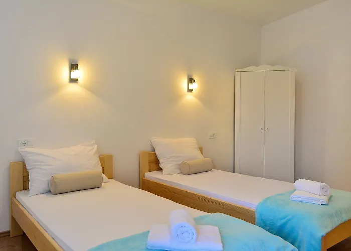 Bed & Breakfast Golden B&B 3*