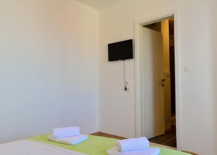 Bed & Breakfast Golden B&B 3*