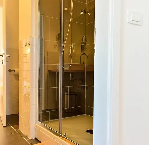 Bed & Breakfast Golden B&B